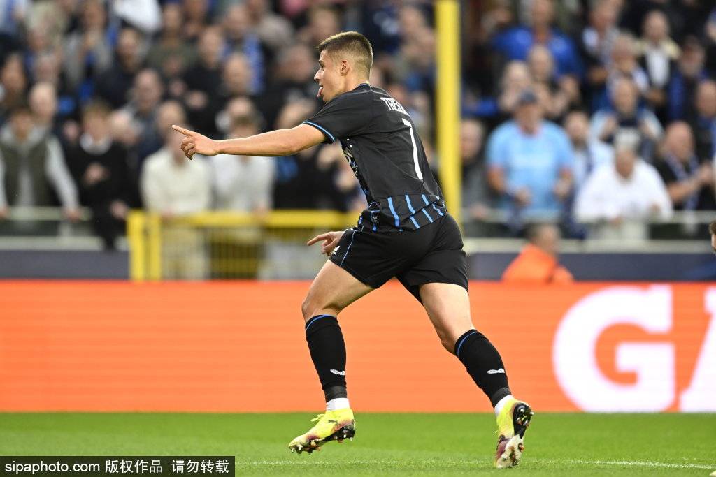 巴萨旧将安苏·法蒂法甲首秀梅开二度，引全欧热议